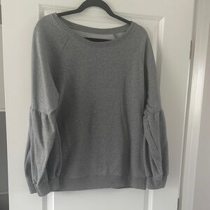 📌 3 for $20📌Gray Balloon Sleeve Sweatshirt size XL